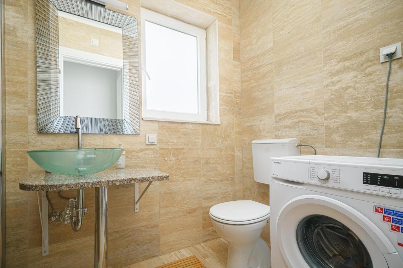 Vila Regina Apartment Paloma With Swimming Pool Єзера Екстер'єр фото