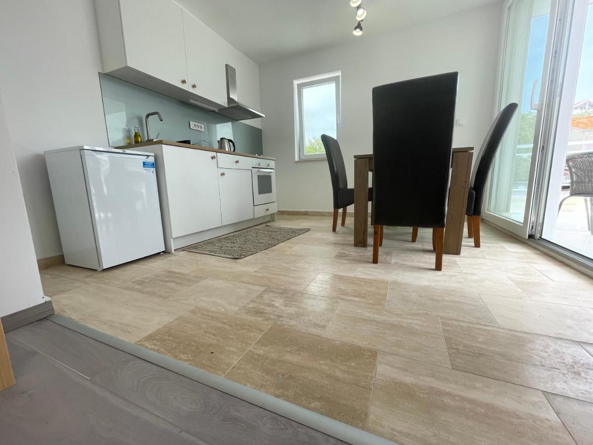 Vila Regina Apartment Paloma With Swimming Pool Єзера Екстер'єр фото