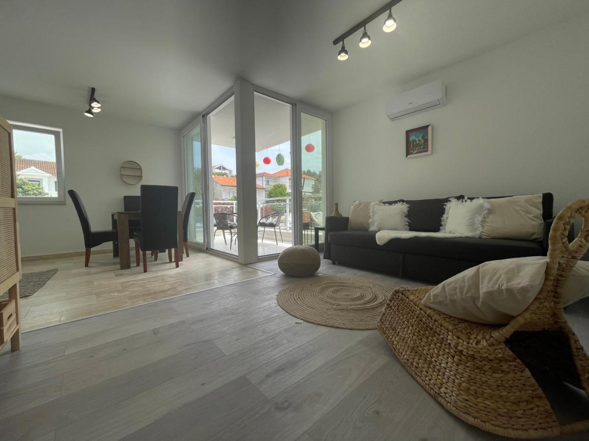 Vila Regina Apartment Paloma With Swimming Pool Єзера Екстер'єр фото