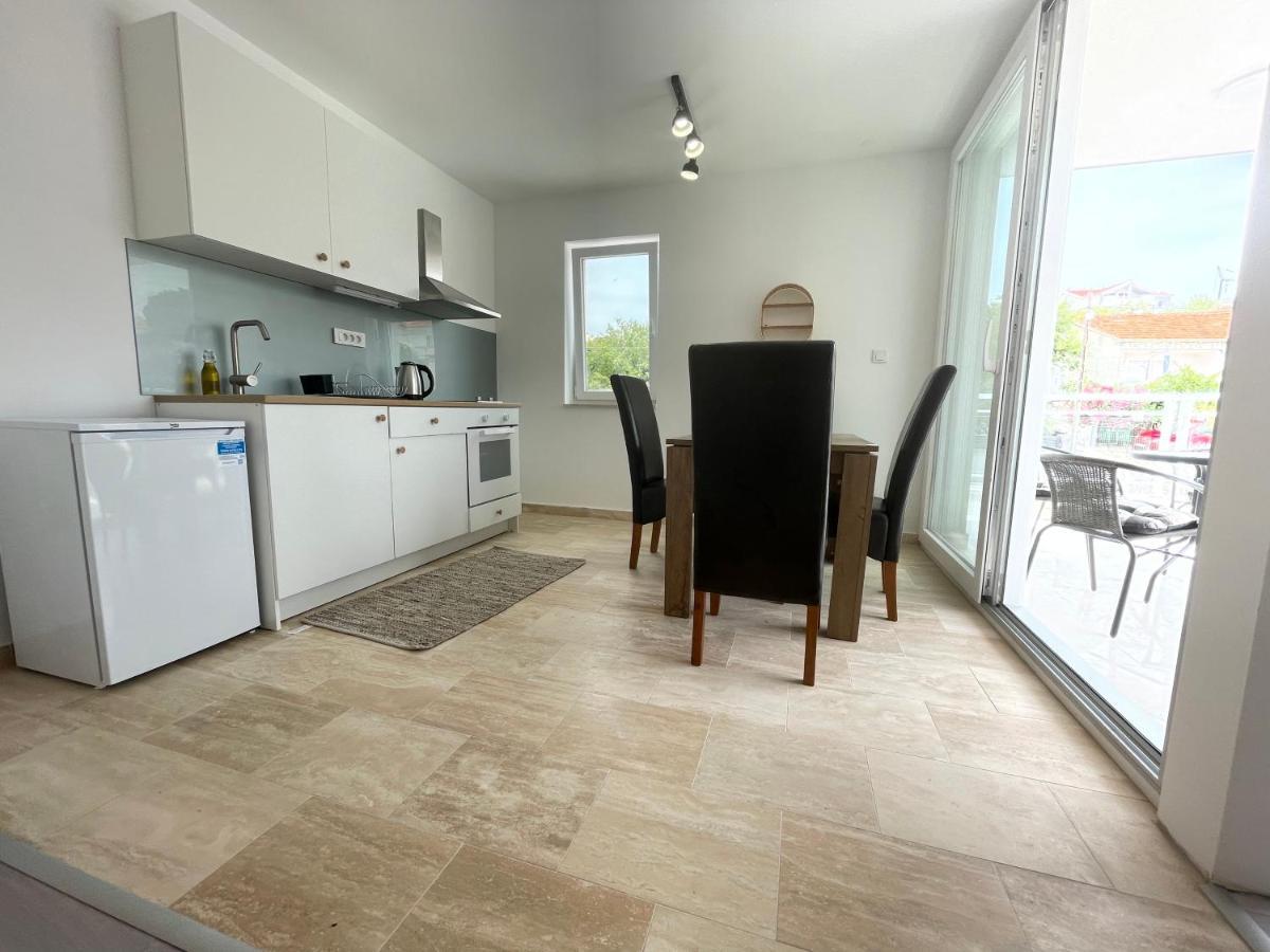 Vila Regina Apartment Paloma With Swimming Pool Єзера Екстер'єр фото